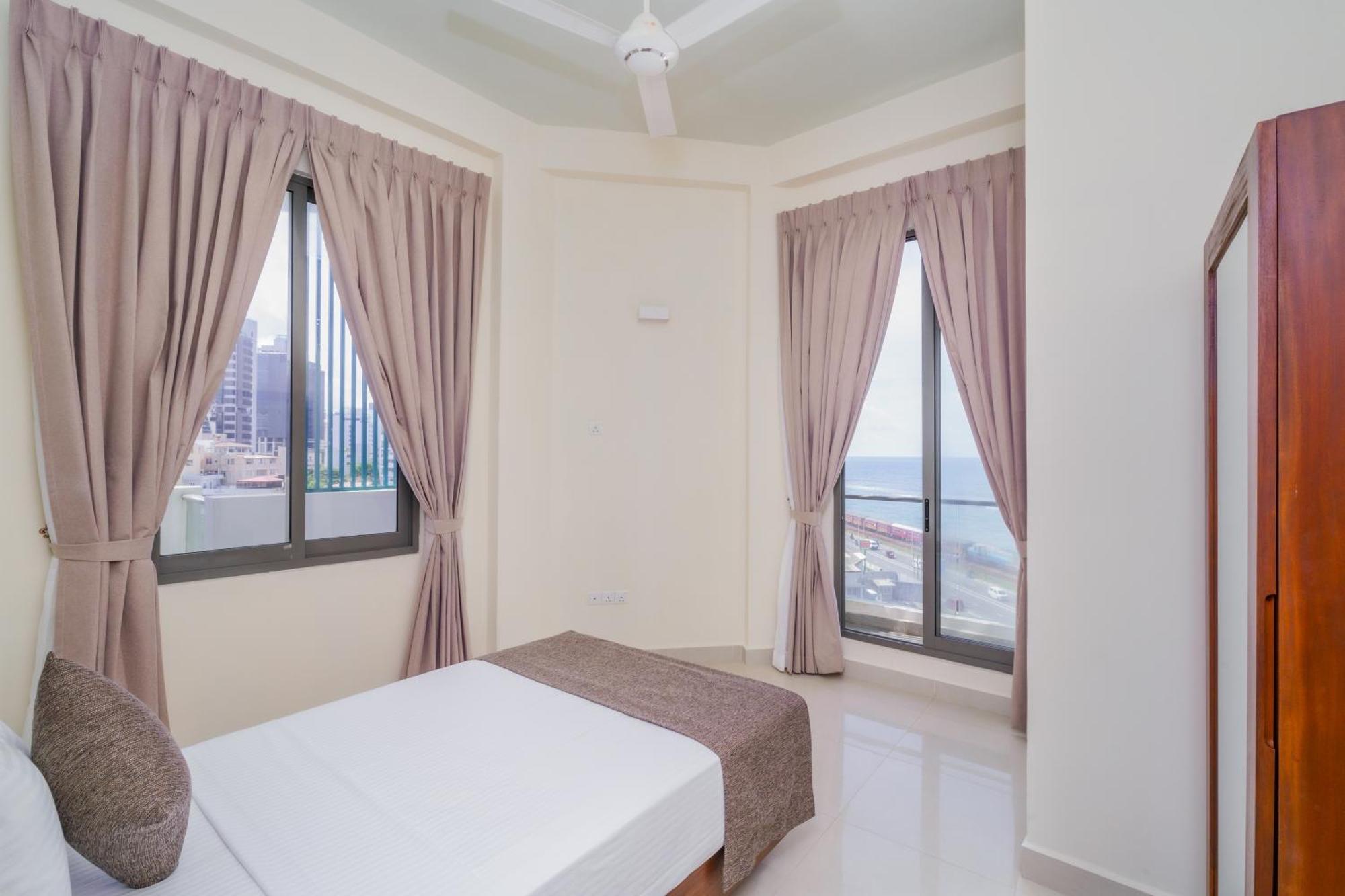 Marine Suites Colombo Buitenkant foto